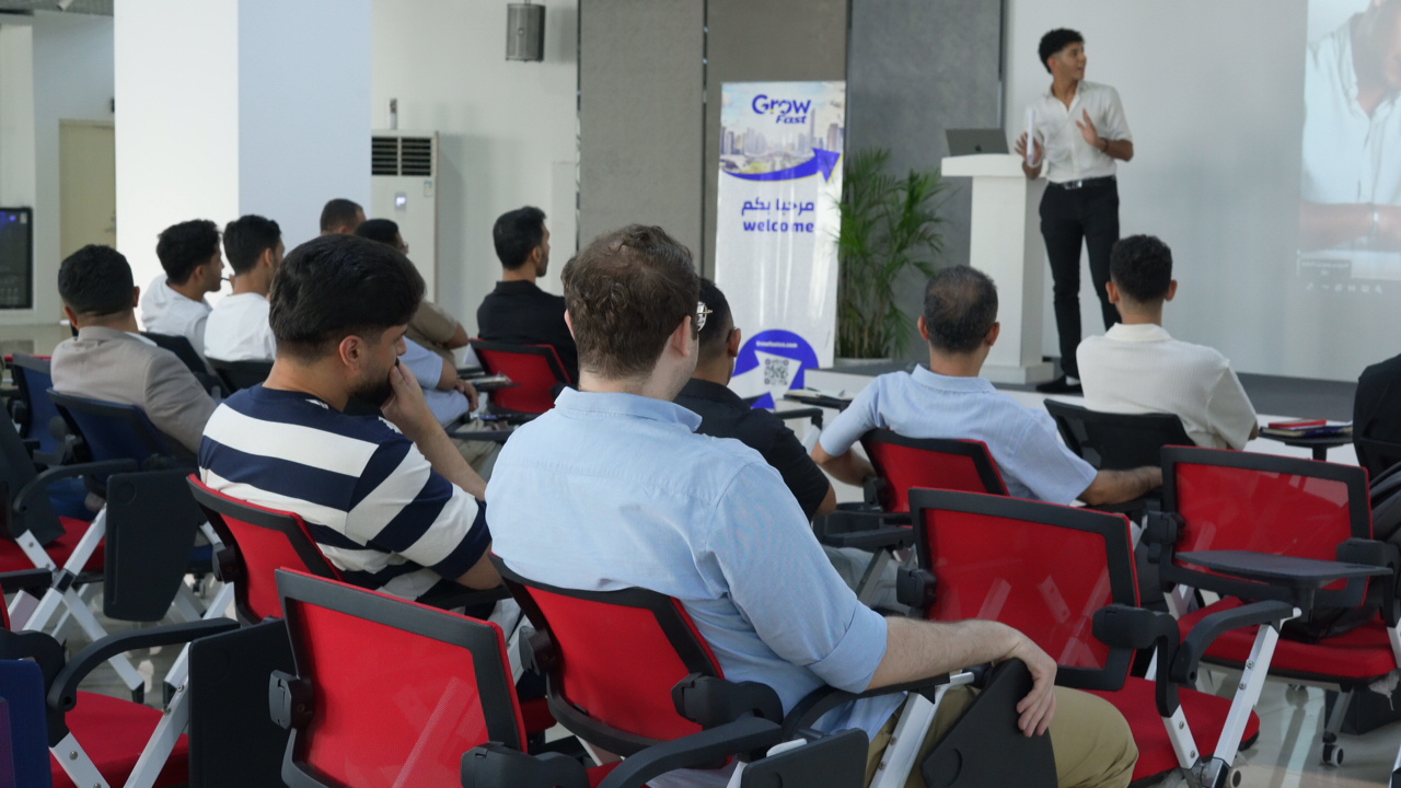 الجلسة الأولى لبرنامج نمو قادة المستقبل للطلاب العرب