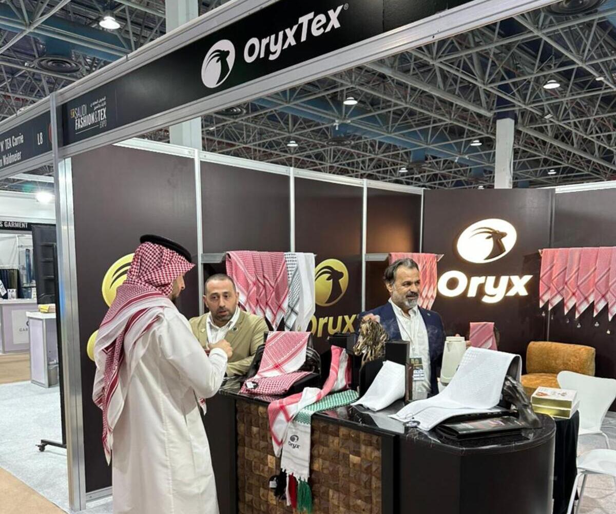 مصنع أوركس يبرز حضوره في المعرض الدولي للأزياء والمنسوجات بالسعودية